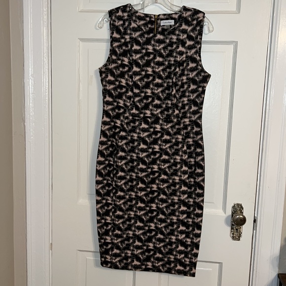 Jones New York Classy Pump in a versatile color. Worn once in EUC - Picture 17 of 17